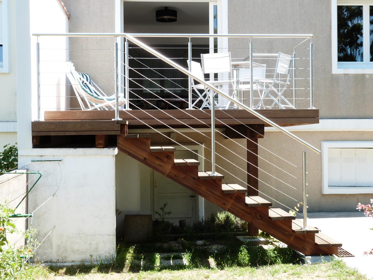 Terrasse en bois en hauteur