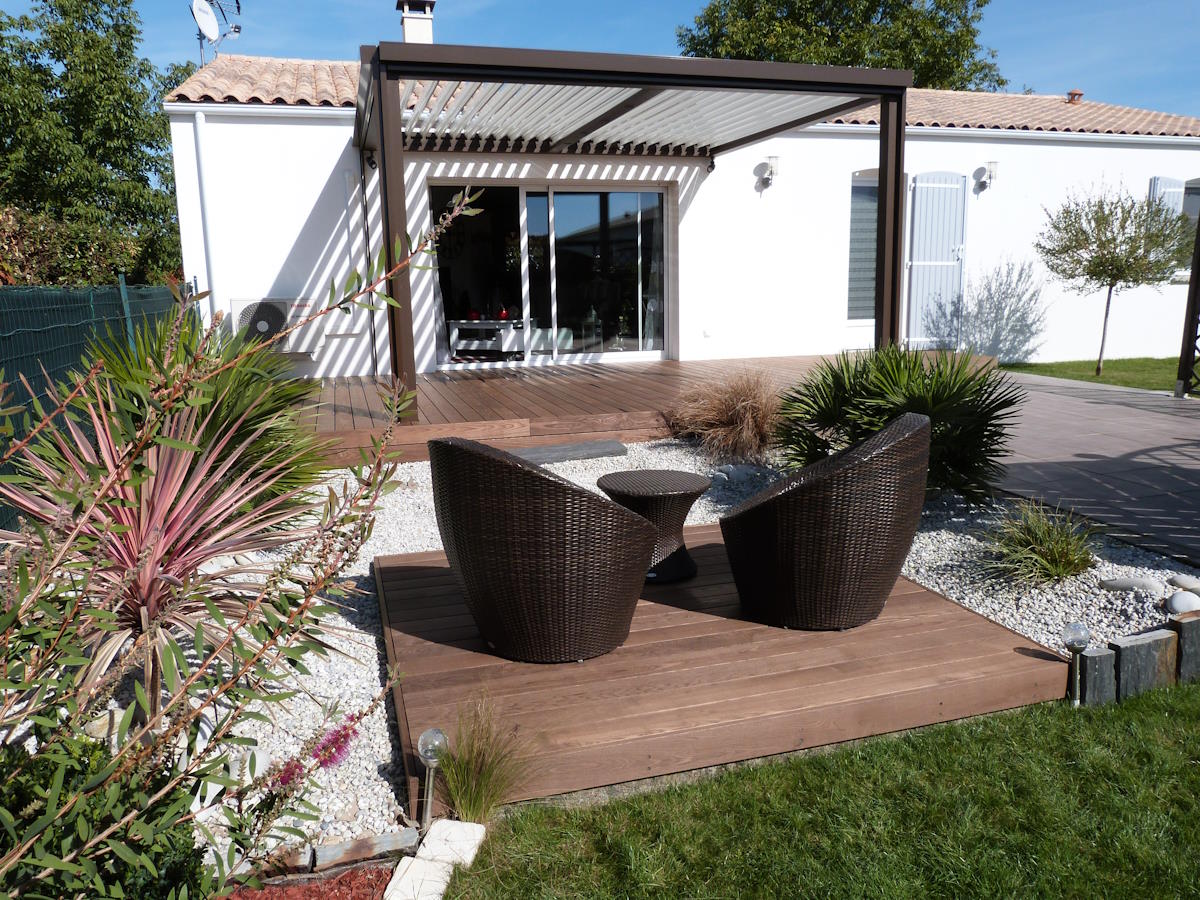 HABILLAGE BOIS D&rsquo;UNE TERRASSE BÉTON