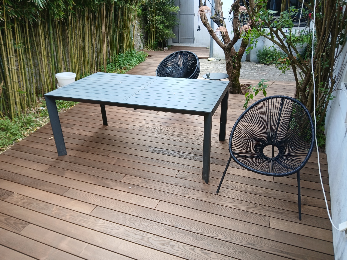 Avant - Optimisation d’un extérieur à Loix : une terrasse bois sur-mesure à l’Île-de-Ré
