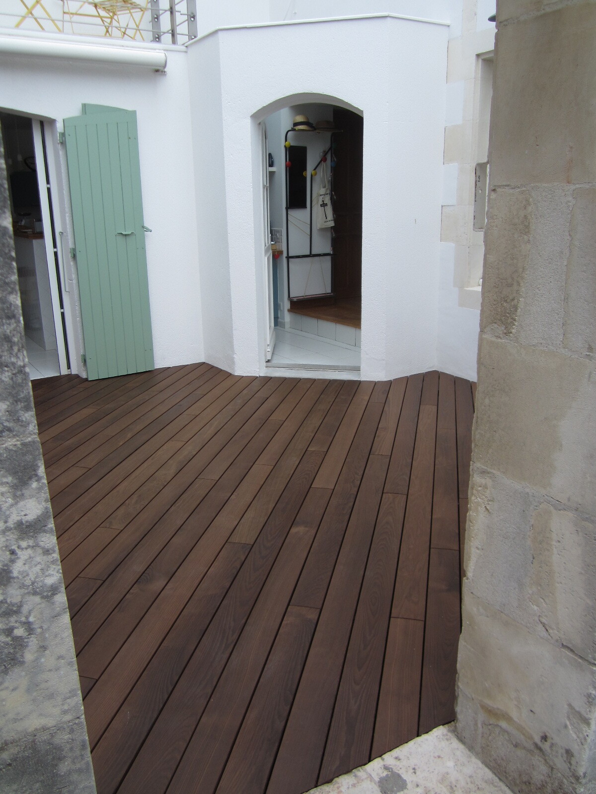 Terrasse de faible hauteur, Île-de-Ré